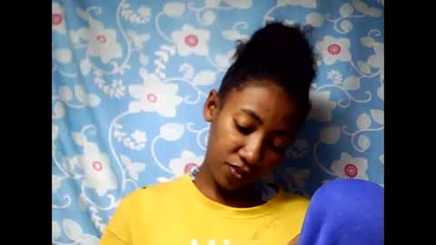 strevah9794 online show from February 2026 12:15:01 PM