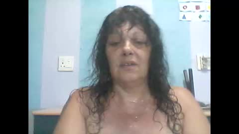 Grandmabigtits online show from February 2026 06:00:02 PM