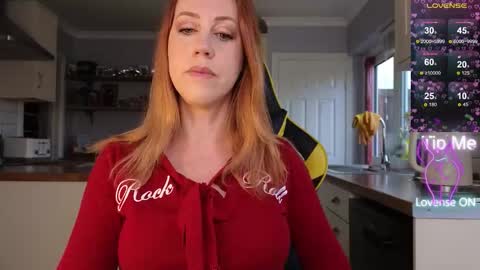 Amorina online show from February 2026 01:03:02 PM