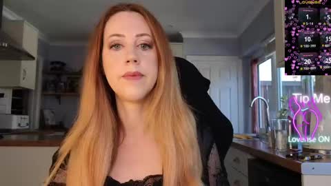 Amorina online show from April 2026 09:26:01 AM