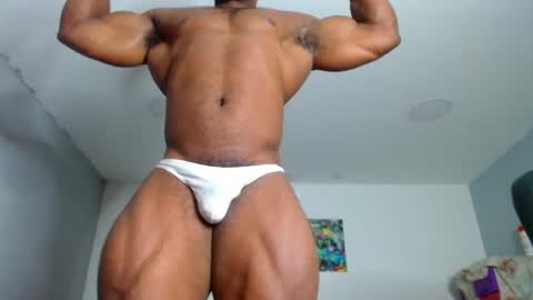 Snapshot of strong_george1 chatting on January 2025 09:58:02 PM strong_george1 online show from January 2025 09:58:02 PM