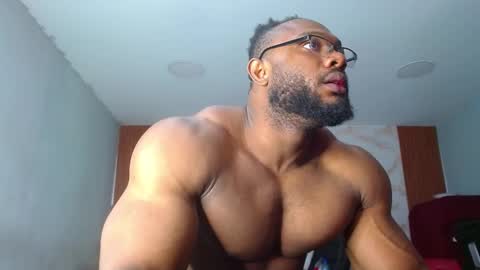 Snapshot of strong_george1 chatting on October 2025 12:41:02 AM strong_george1 online show from October 2025 12:41:02 AM