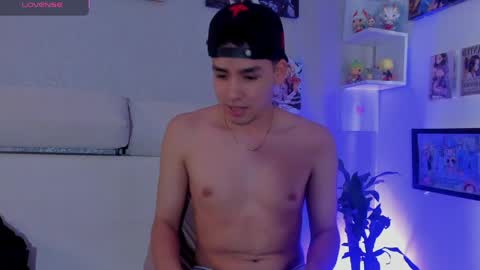 strong_rock69 online show from April 2026 03:52:01 PM