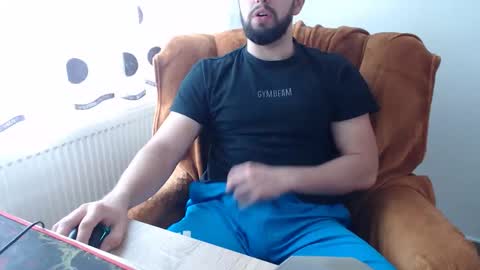 Snapshot of strongcoffee10 chatting on October 2025 09:43:01 AM StrongCoffee online show from October 2025 09:43:01 AM