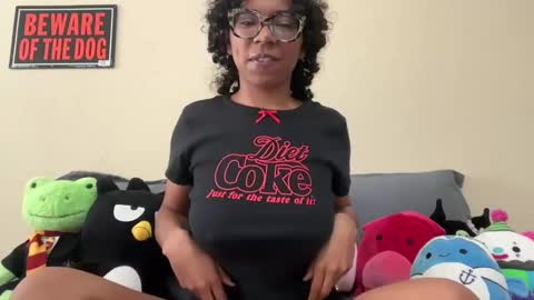 Snapshot of strrwberry chatting on March 2025 06:12:01 PM strrwberry online show from March 2025 06:12:01 PM