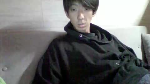Asian boy online show from November 2025 08:31:01 PM