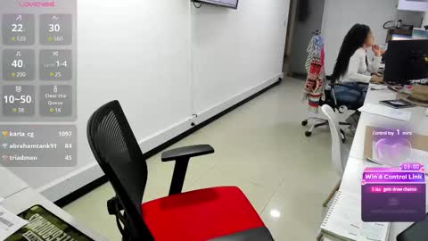 studcb_ online show from February 2025 10:53:02 PM