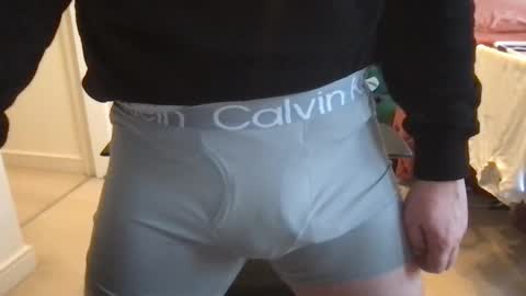 Snapshot of studentcuttwink chatting on March 2026 07:44:01 AM British twink online show from March 2026 07:44:01 AM