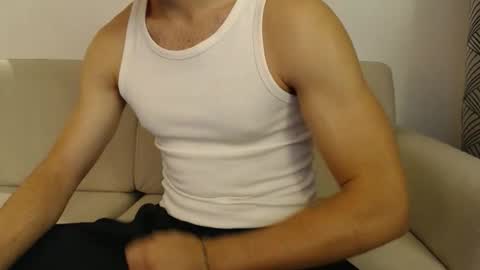 Stud From Paris online show from September 2025 05:05:02 PM