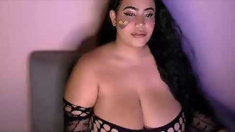 Snapshot of stweetemmac1 chatting on June 2026 01:44:02 AM stweetemmac1 online show from June 2026 01:44:02 AM
