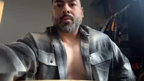 Snapshot of suavecito67 chatting on February 2025 03:08:01 PM suavecito67 online show from February 2025 03:08:01 PM