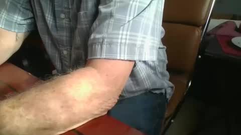 Snapshot of subballsboy chatting on January 2025 07:13:02 PM subballsboy online show from January 2025 07:13:02 PM