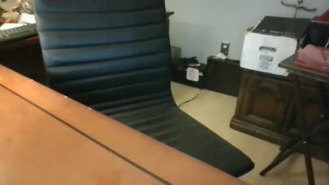 Snapshot of subballsboy chatting on January 2025 01:02:02 PM subballsboy online show from January 2025 01:02:02 PM