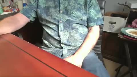 Snapshot of subballsboy chatting on January 2025 08:00:01 PM subballsboy online show from January 2025 08:00:01 PM