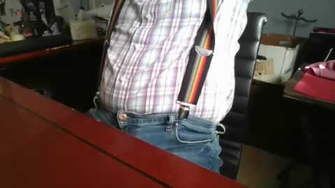 Snapshot of subballsboy chatting on January 2025 09:29:02 PM subballsboy online show from January 2025 09:29:02 PM