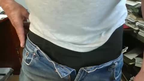 Snapshot of subballsboy chatting on February 2025 07:56:01 PM subballsboy online show from February 2025 07:56:01 PM