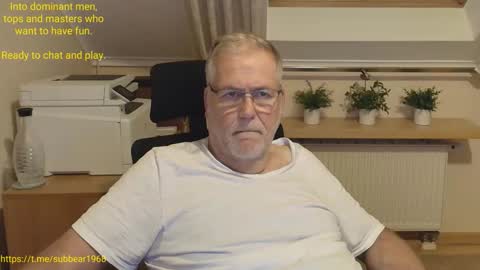 subbear1968 online show from May 2026 08:14:02 PM