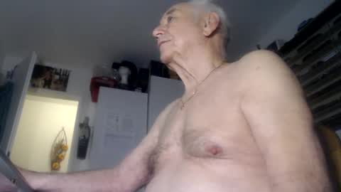 Snapshot of subibuns chatting on February 2026 12:23:01 AM Marcel online show from February 2026 12:23:01 AM