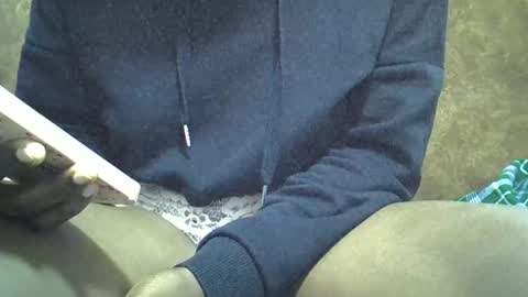 Snapshot of submissive_slut001 chatting on December 2024 08:58:01 PM submissive_slut001 online show from December 2024 08:58:01 PM