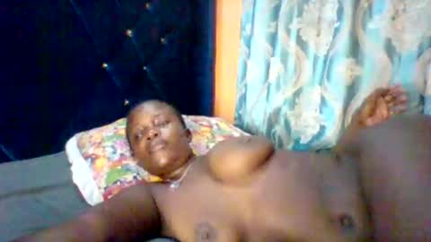 submissive_slut001 online show from January 2026 07:36:02 AM