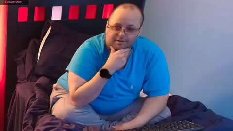 Snapshot of subzero_2689 chatting on November 2025 07:12:01 PM subzero online show from November 2025 07:12:01 PM