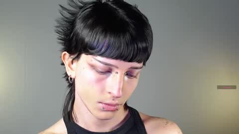 Snapshot of succubot chatting on December 2025 10:02:01 AM Angel online show from December 2025 10:02:01 AM