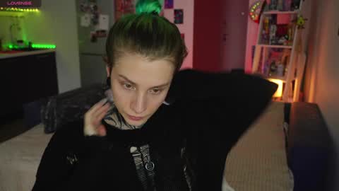 Snapshot of succubus_66 chatting on December 2024 09:40:02 AM succubus_66 online show from December 2024 09:40:02 AM