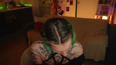 Snapshot of succubus_66 chatting on December 2024 02:43:02 PM succubus_66 online show from December 2024 02:43:02 PM