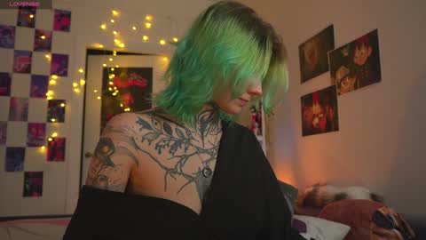 Snapshot of succubus_66 chatting on January 2025 01:41:02 PM succubus_66 online show from January 2025 01:41:02 PM