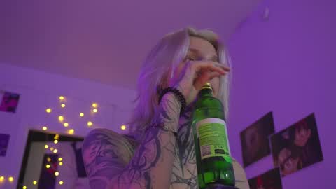 Snapshot of succubus_66 chatting on January 2025 10:34:02 AM succubus_66 online show from January 2025 10:34:02 AM