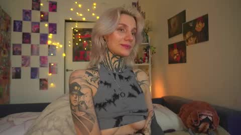 Snapshot of succubus_66 chatting on February 2025 10:20:02 AM succubus_66 online show from February 2025 10:20:02 AM