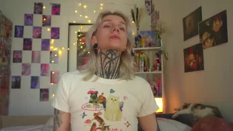 Snapshot of succubus_66 chatting on February 2025 09:56:02 AM succubus_66 online show from February 2025 09:56:02 AM