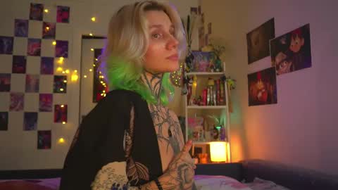 Snapshot of succubus_66 chatting on March 2025 06:00:01 PM succubus_66 online show from March 2025 06:00:01 PM