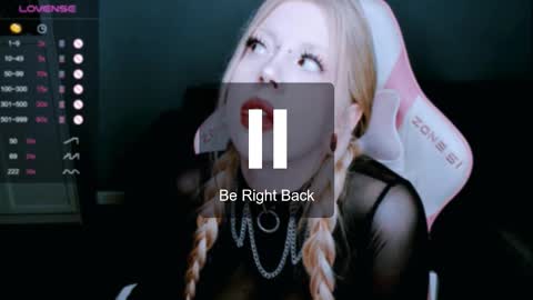 Snapshot of succubus_leslie chatting on November 2025 10:21:02 PM succubus_leslie online show from November 2025 10:21:02 PM