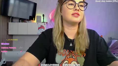 Snapshot of suchcute_ chatting on February 2026 04:27:01 AM suchcute_ online show from February 2026 04:27:01 AM