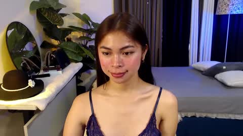 Snapshot of suckablechick chatting on January 2025 01:29:01 AM Marry online show from January 2025 01:29:01 AM