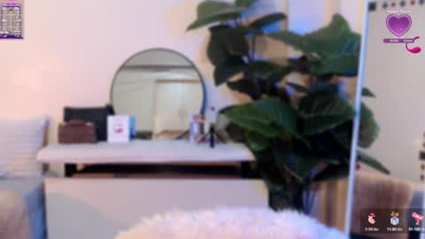 Snapshot of suckablechick chatting on January 2025 02:32:01 PM Marry online show from January 2025 02:32:01 PM