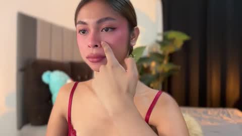 Snapshot of suckablechick chatting on November 2025 07:18:02 AM Marry online show from November 2025 07:18:02 AM