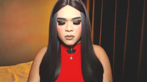 Snapshot of suckablecockoffreya chatting on December 2024 07:06:01 PM JADE ELYSE online show from December 2024 07:06:01 PM