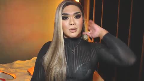 Snapshot of suckablecockoffreya chatting on December 2024 12:23:01 AM JADE ELYSE online show from December 2024 12:23:01 AM