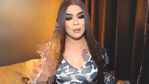 Snapshot of suckablecockoffreya chatting on February 2025 11:05:02 AM JADE ELYSE online show from February 2025 11:05:02 AM