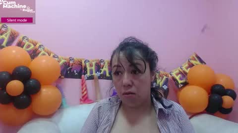 Snapshot of sucker_drool chatting on October 2025 12:12:02 PM Sucky online show from October 2025 12:12:02 PM