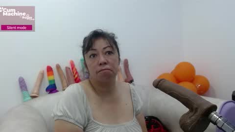 Snapshot of sucker_drool chatting on November 2025 12:09:02 PM Sucky online show from November 2025 12:09:02 PM