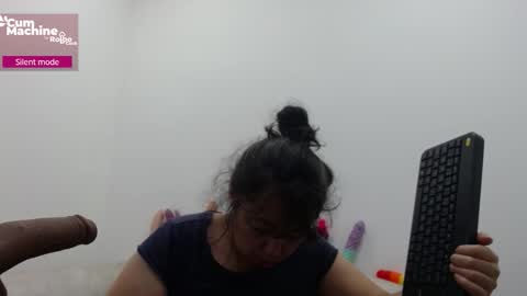 Snapshot of sucker_drool chatting on December 2025 12:32:01 PM Sucky online show from December 2025 12:32:01 PM