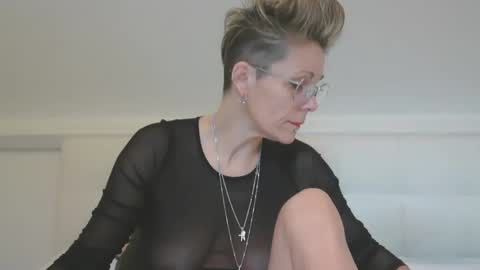 sucrette5629 online show from March 2026 08:53:01 AM