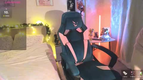 Snapshot of sue_everett chatting on February 2025 07:50:02 PM sue_everett online show from February 2025 07:50:02 PM