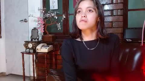 sue_sparkle online show from December 2025 11:02:01 PM