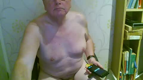 suffolkboy4 online show from March 2026 09:10:01 PM