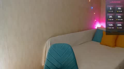 Snapshot of sugar_desire chatting on February 2025 03:19:01 PM Instagram faroffland online show from February 2025 03:19:01 PM