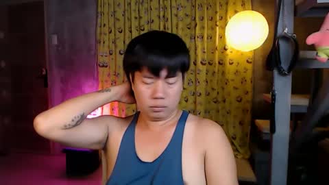 Snapshot of sugarbabyniko chatting on November 2025 05:23:01 PM Niko online show from November 2025 05:23:01 PM